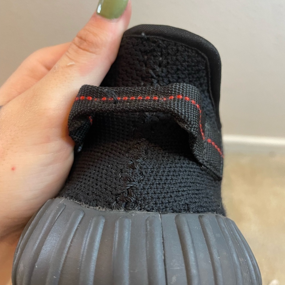 MENS YEEZY BOOST 350 BLACK SHOES SIZE 6.5​​​​​​​​ - Picture 6 of 10